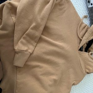 Forever 21 mauve cropped hoodie